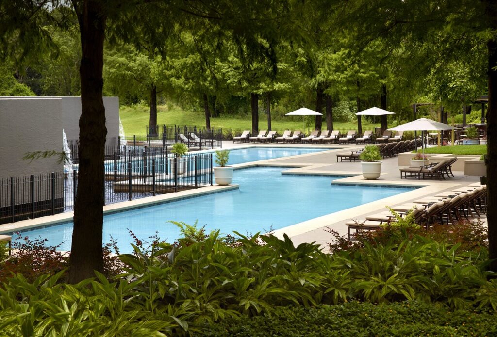 omni houston hotel for families